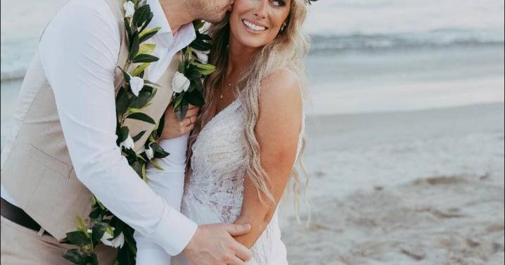 Newlyweds seek daily votes to put Fairbanks in the favorite couple finals
