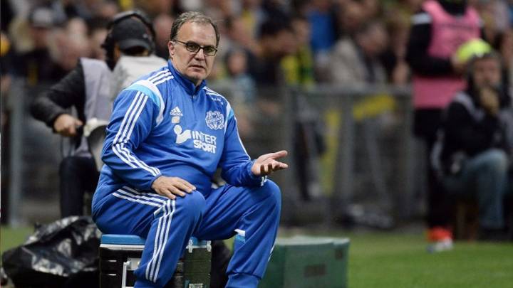 Bielsa analiza a Perú antes del duelo en Montevideo por las Eliminatorias 2026