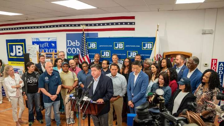 Texas House Democrats in Illinois undeterred