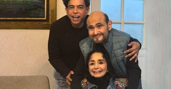 Emotivo momento: La Chilindrina y el Señor Barriga se reencuentran en Lima