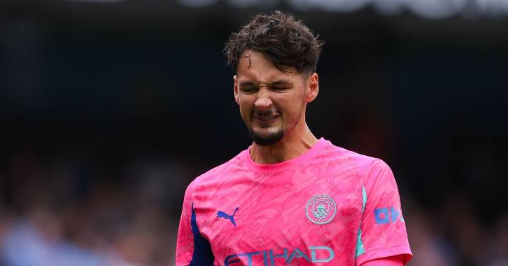 Man City predicted line-up vs Wolves as James Trafford decision made amid Bernardo Silva recall