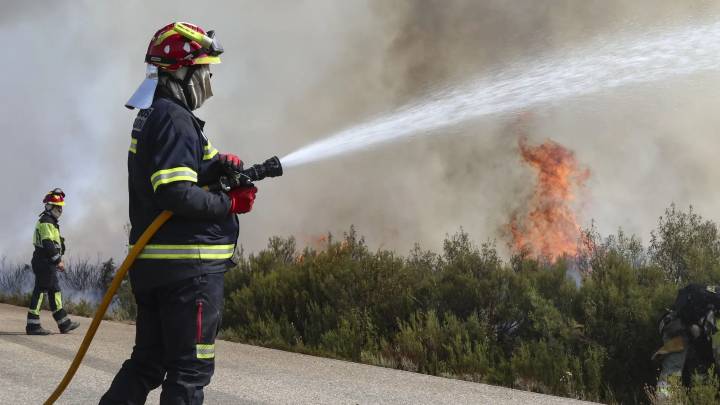 De Orense a Tarifa: los incendios dejan un fallecido en Madrid y miles de evacuados