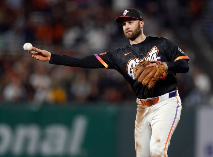 SF Giants expect Casey Schmitt to avoid injured list after HBP
