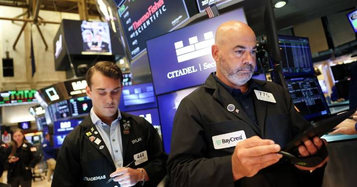 Wall Street cierra con doble récord: Dow Jones y el S&P500