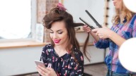 Esta es la plancha de pelo profesional que va a cuidar tu cabello como ninguna y ahora cuesta 70 euros menos
