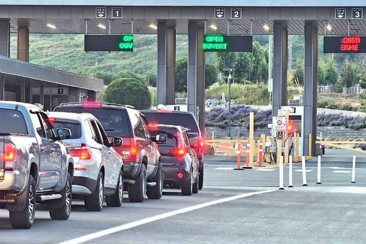 Steep decline in Canadians travelling to U.S. continues