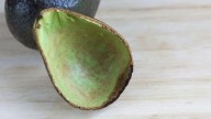 Cáscara de la palta: los beneficios comprobados por la ciencia que te harán pensar dos veces antes de tirarla