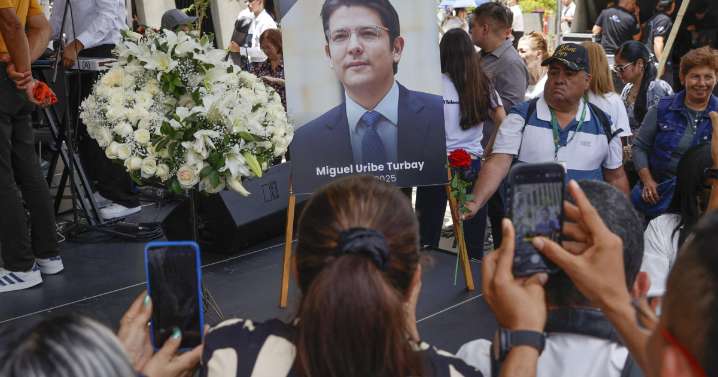 El subsecretario de Estado de EE.UU. llega a Bogotá para asistir a funeral de Uribe Turbay