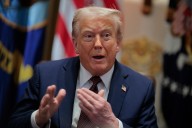 Los aranceles de Trump están obligando cada vez más a los países a dar asilo los equipos entre los Estados Unidos y China
