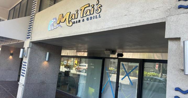 Ala Moana Center's popular Mai Tai's bar expanding to Waikiki