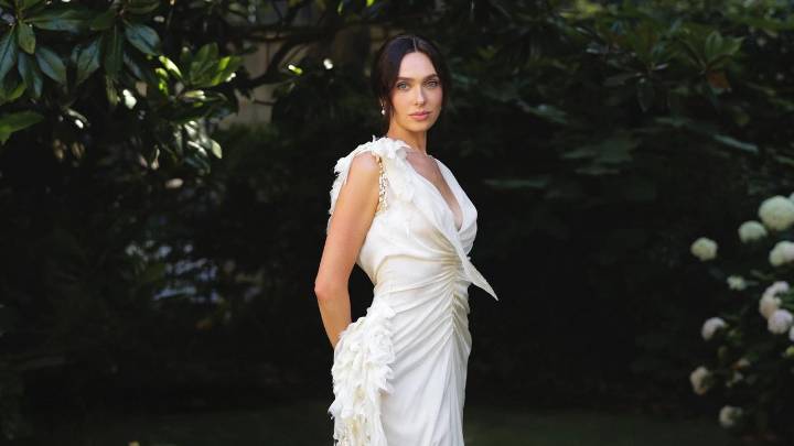 This Bride’s Last-Minute Wedding Looks Included Custom Colleen Allen and Secondhand Vintage