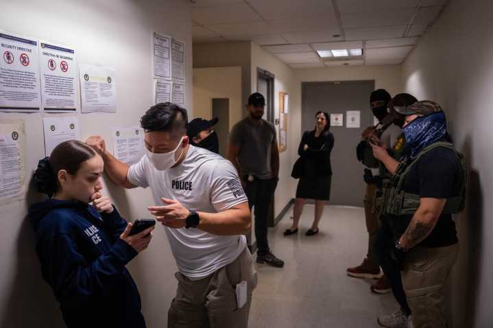 En Nueva York el ICE detiene y deporta a familias y menores de edad