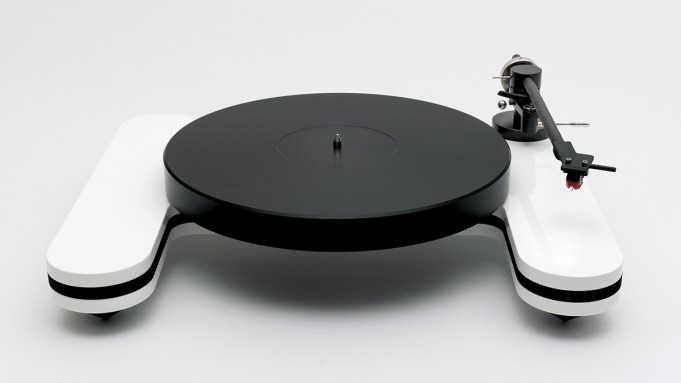 Luphonic's New H2 Turntable Makes Playback Easier, Here's How