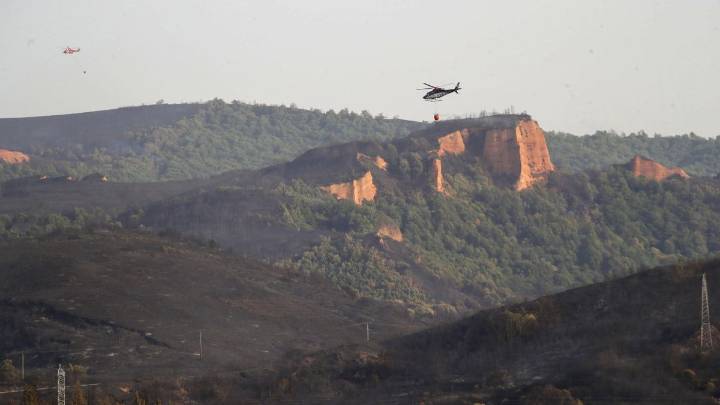 ¿Por qué está habiendo tantos incendios en España este verano? 5 claves para entender qué está provocando y alimentando las llamas