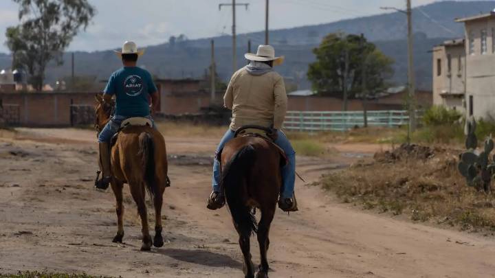 Ejidatarios organizan vigilancia ante robos de caballos