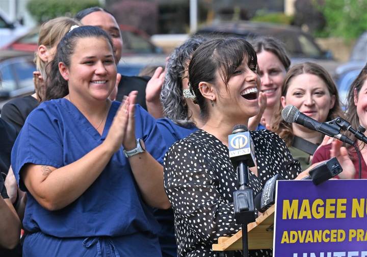 Magee-Womens nurses mark historic unionizaion vote