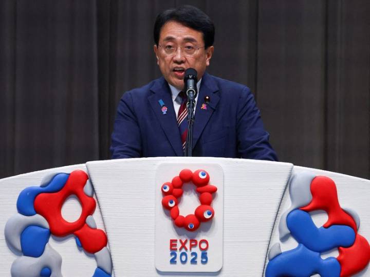 Japan trade negotiator Akazawa cancels US visit, Kyodo reports