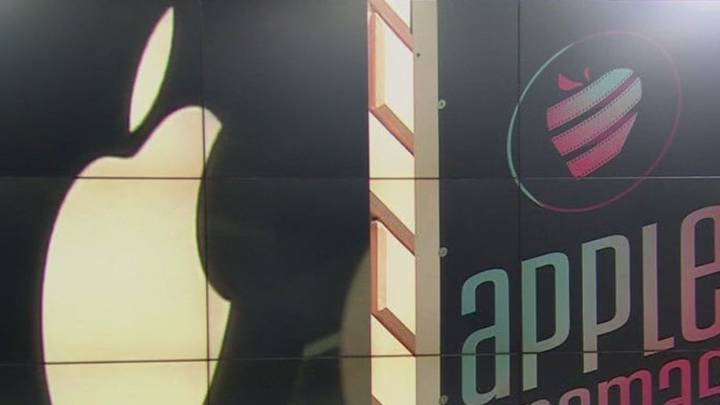 Apple sues Apple Cinemas over name as theater chain plans expansion