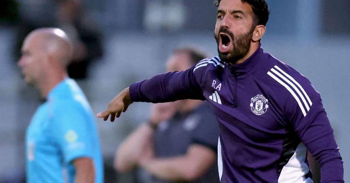 Amorim aims dig at own players after Man United's embarrassing exit in the League Cup