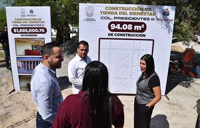 Supervisa Jacobo construcción de Tienda del Bienestar; ofrecerán productos a bajo costo