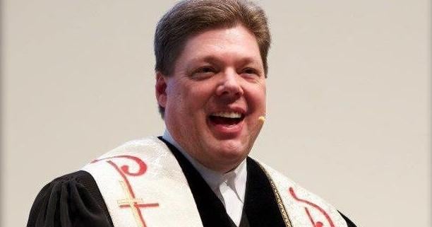 Former Chattanooga pastor dies in Alcoa bicycle crash