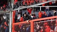 Más de 100 aficionados chilenos detenidos por incidentes en Independiente