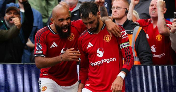 Bruno Fernandes sends Bryan Mbeumo wordless Man United message after Brentford win