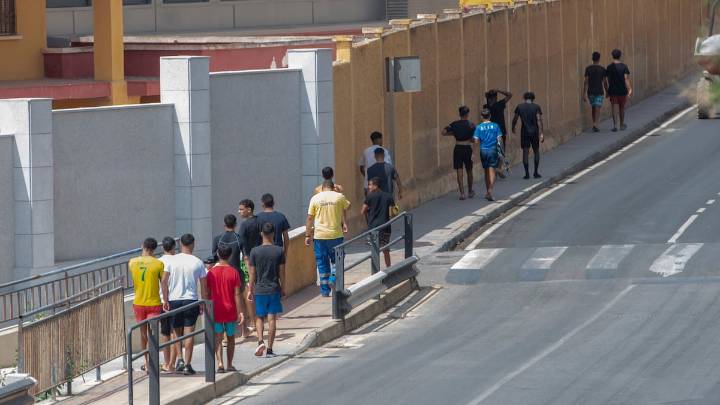 Ceuta y Melilla, primeros Gobiernos del PP que solicitan la contingencia migratoria para reubicar a sus menores migrantes