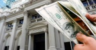El Tesoro le canceló letras intransferibles al BCRA con los nuevos dólares del Fondo