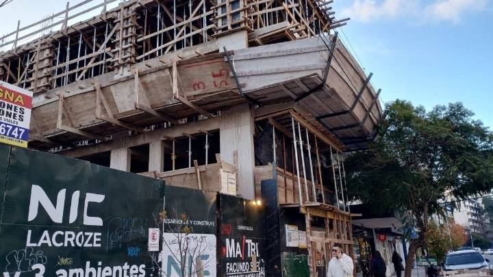 El costo de la construcción se aceleró al 1,6% en julio y acumuló 31% en 12 meses