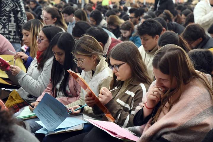Examen de residencias médicas: desde 2026 cada provincia tomará y financiará la prueba
