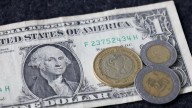 Peso Mexicano Inicia Semana con Retroceso: Se Deprecia ante Avance Mundial del Dólar