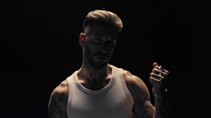 Sergio Ramos se engancha con Ryanair por una broma sobre su canción 'Cibeles'