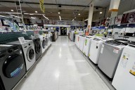 Turismo “blanco”. Una excepción fiscal promete un nuevo boom de compras argentinas en el exterior