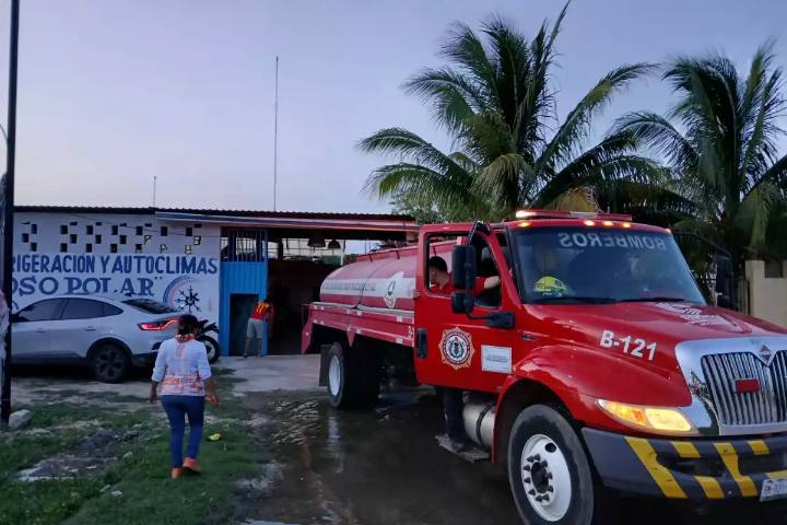 Se quema bomba de agua del Cerro Blanco en Hecelchakán, Campeche