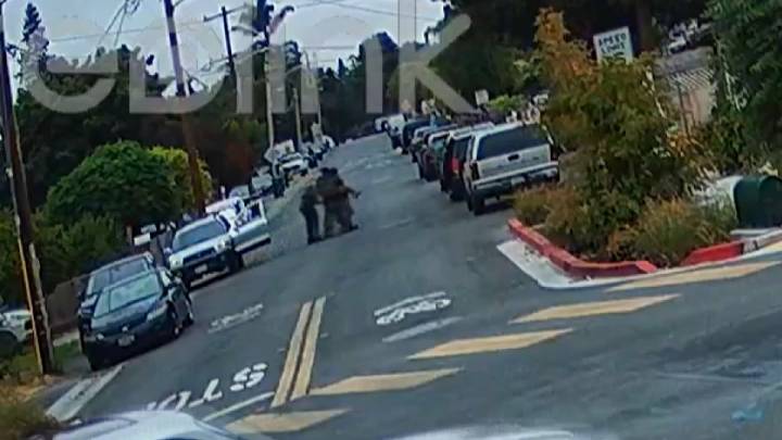 ICE detiene a pareja en East Palo Alto – Telemundo Area de la Bahía 48