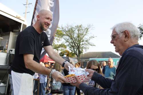 Delightful weather, food and music at Taste of Roselle