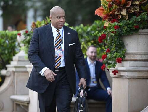 Lincicome: Maybe Arlington Heights is willing to meet Chicago halfway for the Bears?