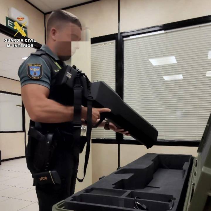 Denunciado por hacer volar un dron en las inmediaciones del Palacio de la Almudaina, en Palma