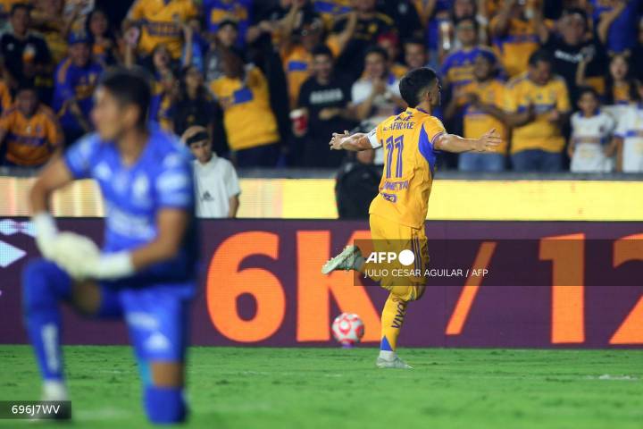 Club Puebla, humillado ante Tigres; cae 7
