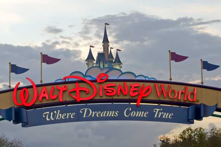 Much Of Disney World Abruptly Shuts Down As Guests Evacuated From Rides Unexpectedly