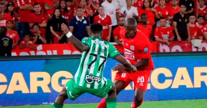 Video | “Para escribir la última página hay que volver al primer capítulo”: Adrián Ramos regresó a América de Cali para retirarse