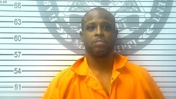 Gulfport man sentenced to 30 years for fatal stabbing outside local nonprofit