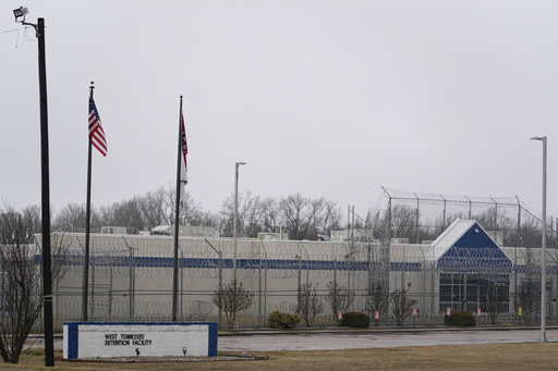 Ciudad en Tennessee aprueba convertir penal cerrado en centro de detención de inmigrantes