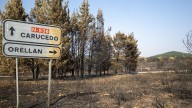 Un nuevo incendio pone en peligro la localidad de Garaño (León)