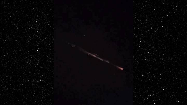 Ni un meteorito, ni una estrella fugaz: qué ha sido la bola de fuego que ha cruzado el cielo de Huelva esta noche