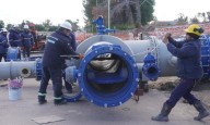 Martes y miércoles habrá menos presión de agua por trabajos en el Acueducto Brandsen