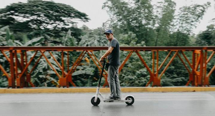 ¿Qué hacer si te atropella un scooter u otro vehículo de movilidad personal?