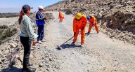Realizan mantenimiento en vía clave que conecta el puente Aja con distintos caseríos de Nasca