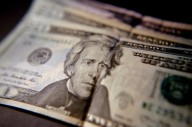 Estados Unidos recaudaría al menos $700 millones de impuestos a remesas de nueve países en Latinoamérica